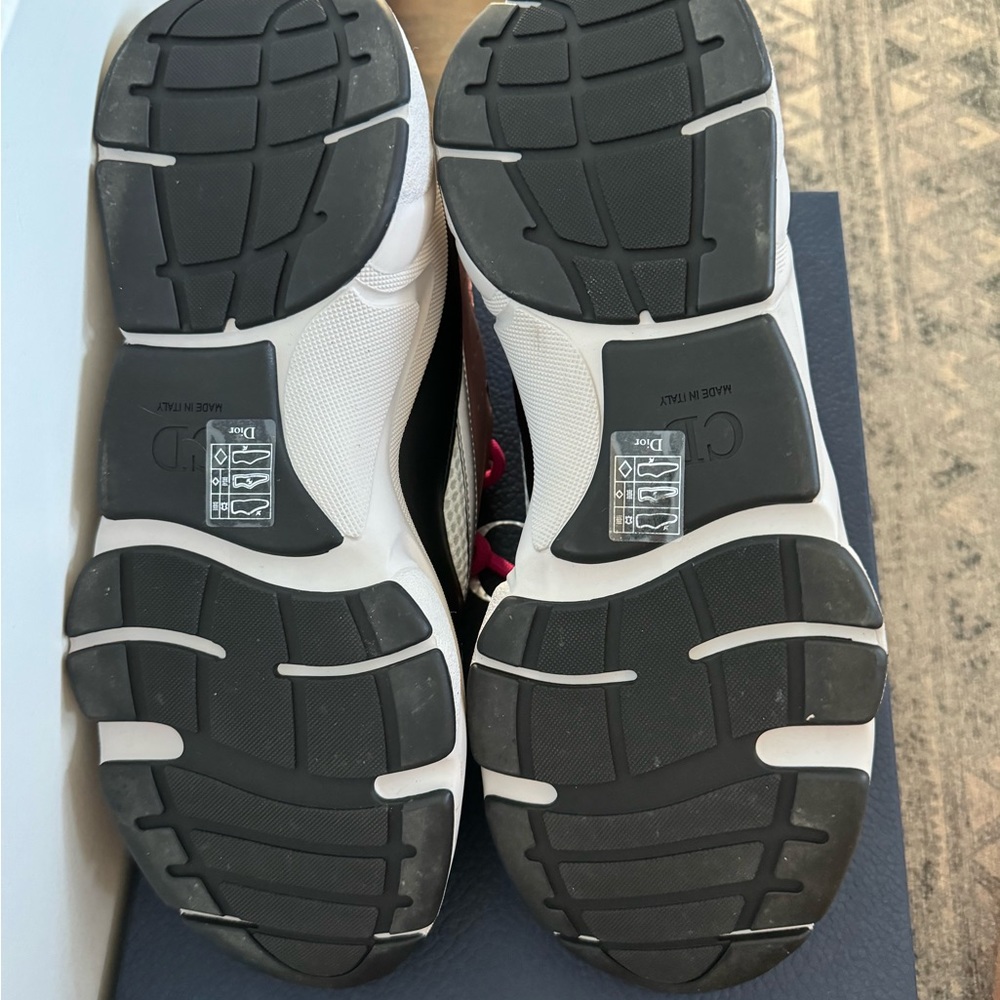 Men’s Dior B22 sneakers - Picture 2 of 4